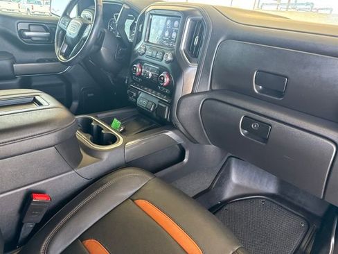 Used 2021 GMC Sierra 1500 AT4 w/ Technology Package AWD/4WD image 13