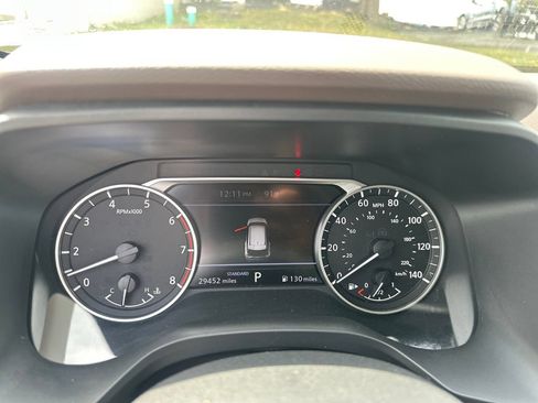 Certified 2023 Nissan Rogue SV FWD image 15