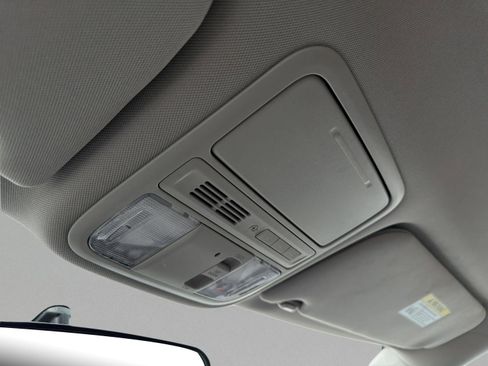 Used 2016 Honda Odyssey EX image 25