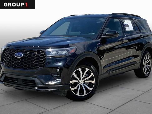 Used 2025 Ford Explorer ST-Line AWD/4WD image 1
