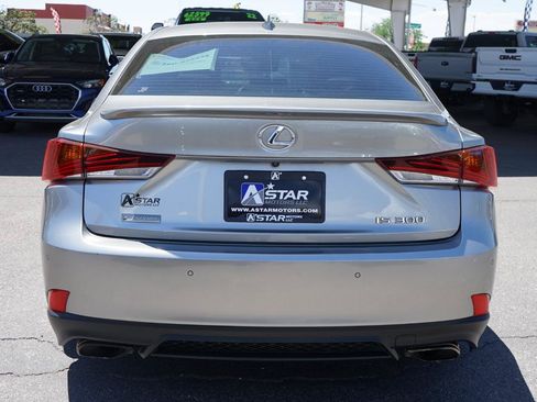 Used 2018 Lexus IS 300 F Sport RWD image 4