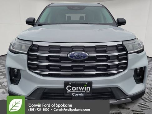 New 2026 Ford Explorer Active w/ Active Comfort Package image 6