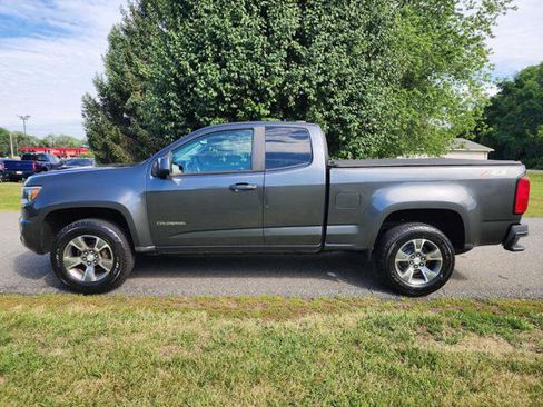 Used 2016 Chevrolet Colorado Z71 AWD/4WD image 1