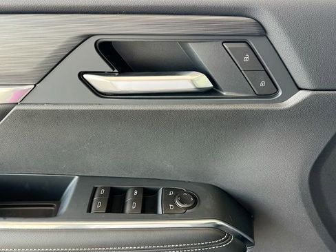 New 2026 GMC Acadia Elevation image 13