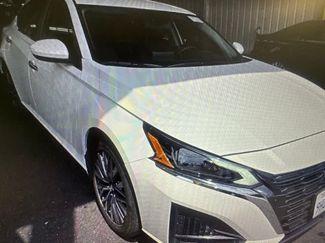 Used 2023 Nissan Altima 2.5 SV FWD video 1