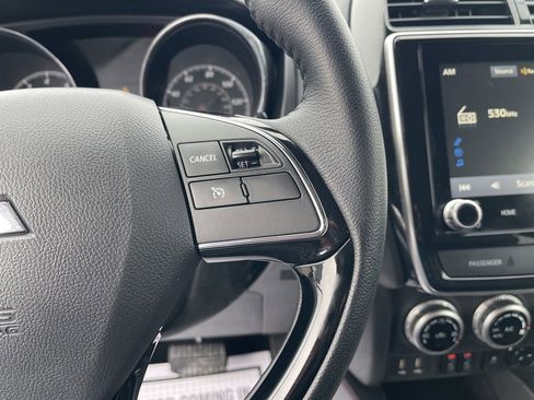 Used 2025 Mitsubishi Outlander Sport AWD image 16