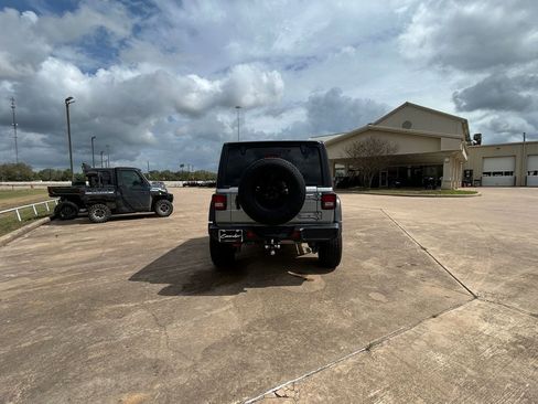 Used 2020 Jeep Wrangler Unlimited Rubicon AWD/4WD image 6
