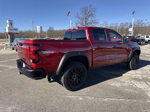 Used 2024 Chevrolet Colorado Trail Boss w/ Advanced Trailering Package image 6