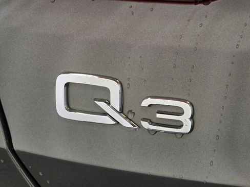 Used 2023 Audi Q3 2.0T Premium Plus w/ Premium Plus Package image 32