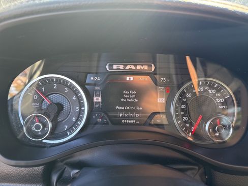 Used 2024 RAM 1500 Laramie image 21