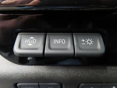 Used 2024 Chevrolet Silverado 2500 ZR2 w/ Technology Package image 64