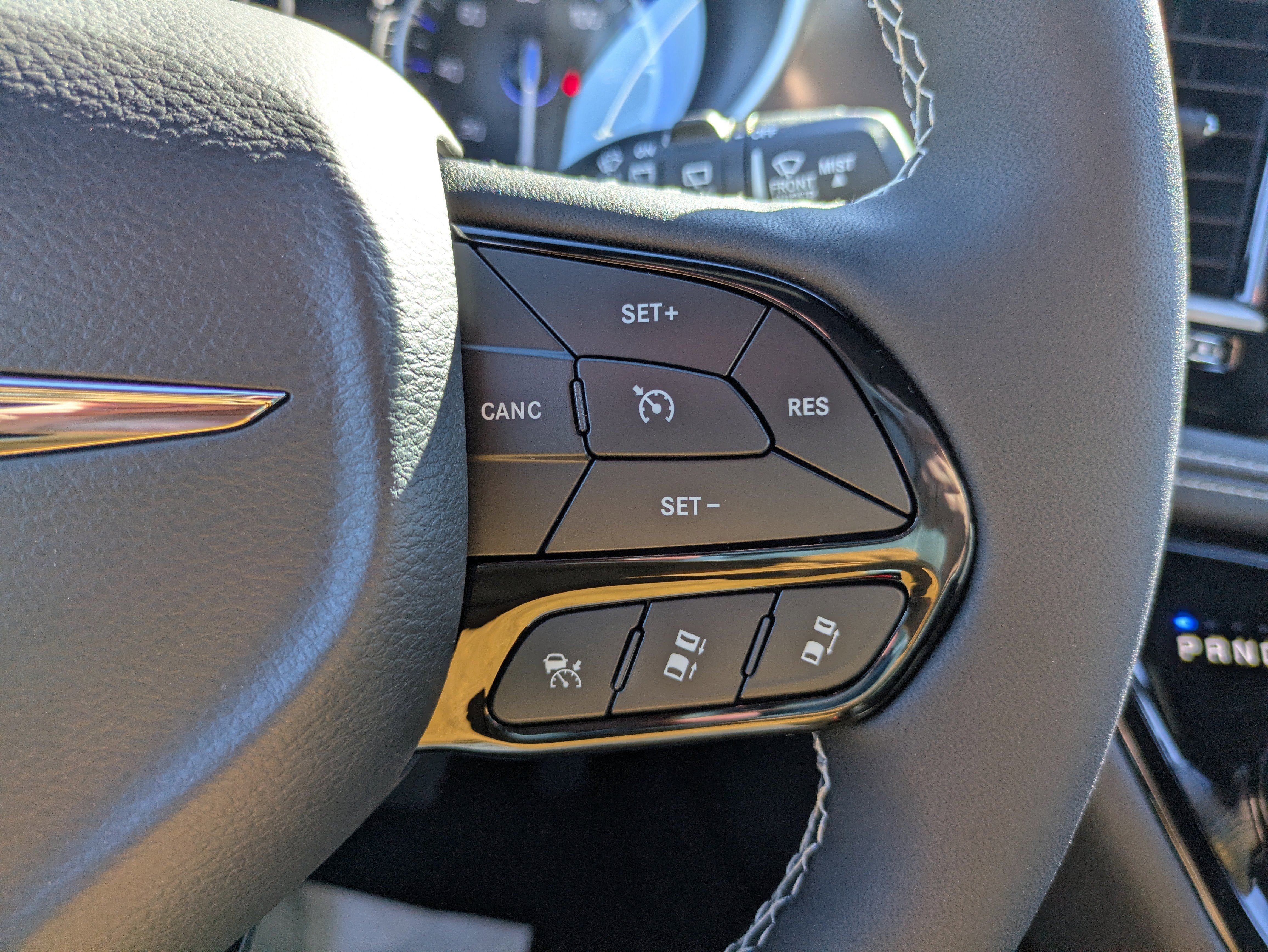 New 2026 Chrysler Pacifica Select w/ S Appearance Package FWD image 19