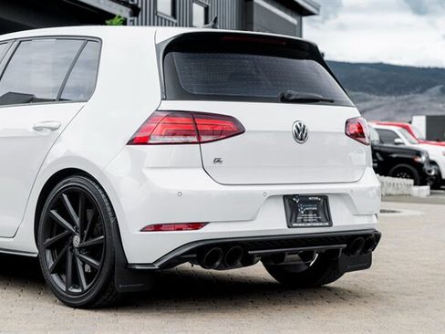 Used 2019 Volkswagen Golf R 4-Door AWD/4WD image 13