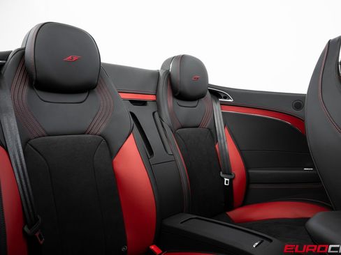 Used 2023 Bentley Continental GT Mulliner image 35