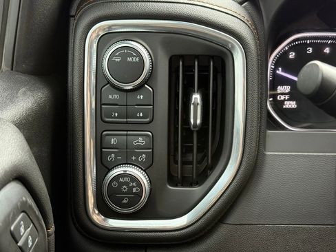 Used 2021 GMC Sierra 1500 AT4 w/ AT4 Premium Package image 10