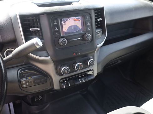 Used 2021 RAM 3500 Big Horn AWD/4WD image 15
