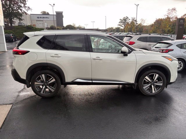 Certified 2023 Nissan Rogue SL w/ SL Premium Package AWD/4WD image 4