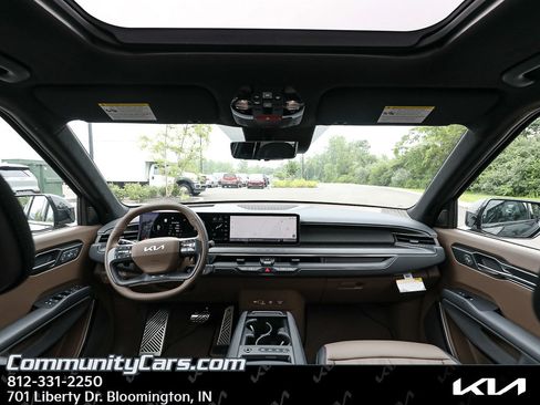 New 2026 Kia EV9 GT-Line AWD/4WD image 21