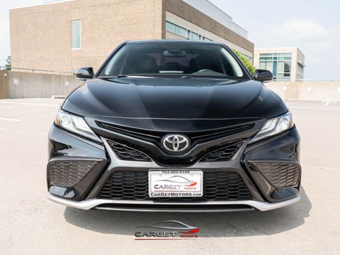 Used 2021 Toyota Camry XSE image 2
