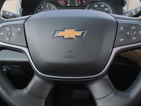 Used 2022 Chevrolet Traverse LS w/ LPO, Cargo Package image 18