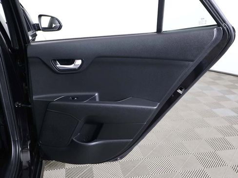 Used 2020 Kia Rio S image 22