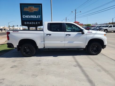 Used 2022 Chevrolet Silverado 1500 LT Trail Boss w/ LT Trail Boss Premium Package image 3
