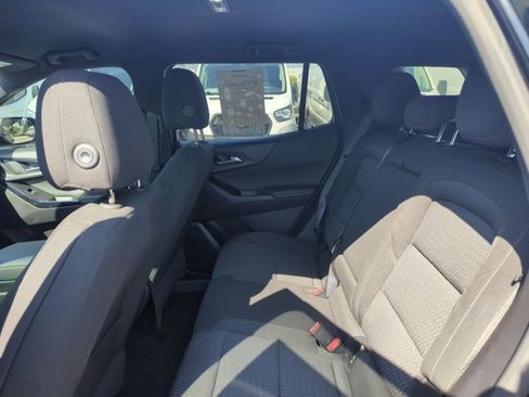 Used 2025 Chevrolet Equinox LT image 18