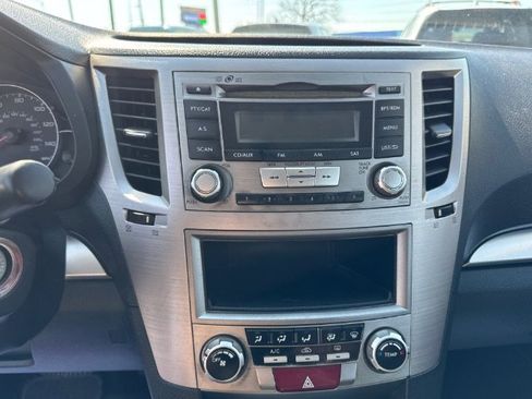 Used 2014 Subaru Outback 2.5i w/ Alloy Wheel Package image 21