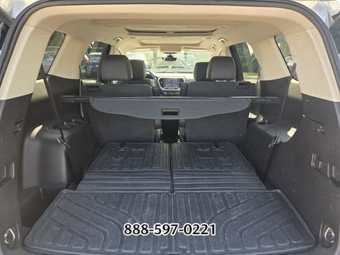 Used 2020 GMC Acadia Denali w/ Denali Ultimate Package AWD/4WD image 18