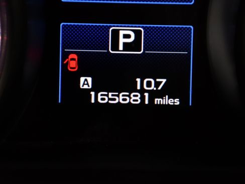 Used 2015 Subaru Legacy 2.5i Premium w/ Moonroof Package AWD/4WD image 17