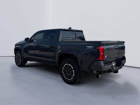 Used 2024 Toyota Tacoma TRD Sport w/ TRD Sport Premium Package AWD/4WD image 5