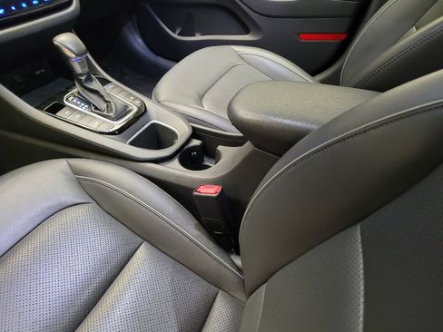 Used 2021 Hyundai Ioniq Limited image 26