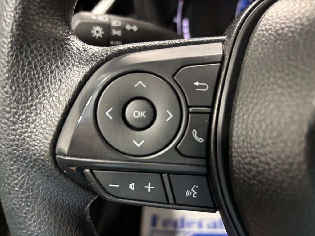 Used 2026 Toyota Corolla LE FWD image 18