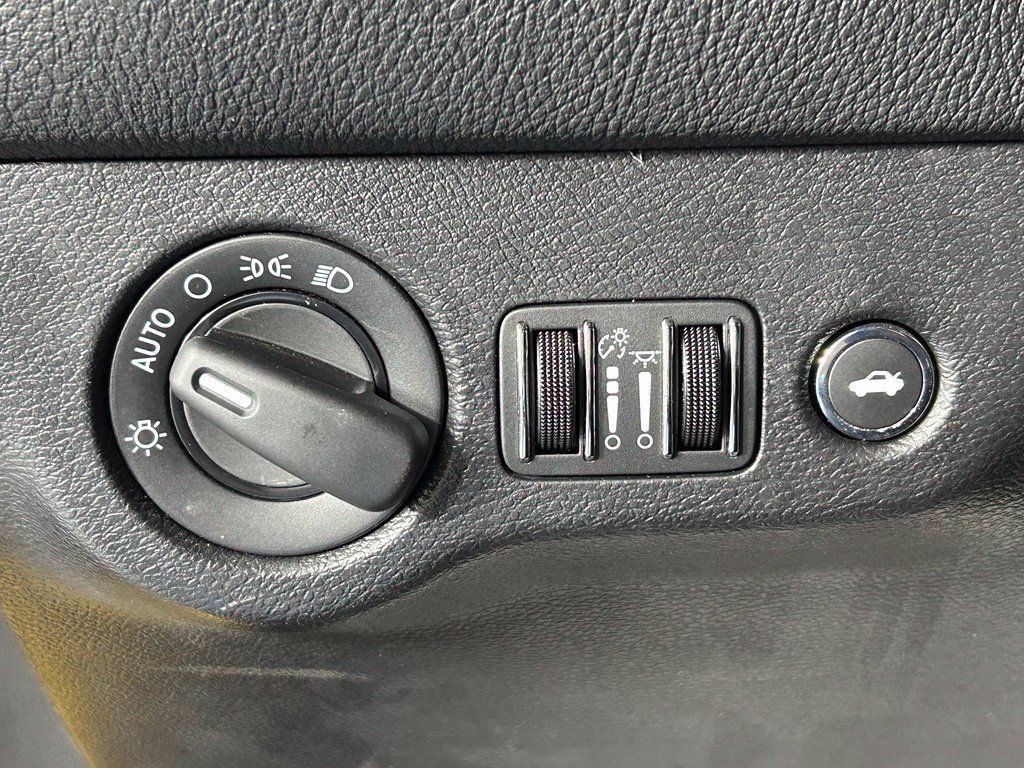 Used 2019 Dodge Challenger SRT Hellcat Redeye RWD image 29