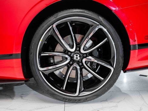 Certified 2024 Bentley Continental GT V8 AWD/4WD image 12