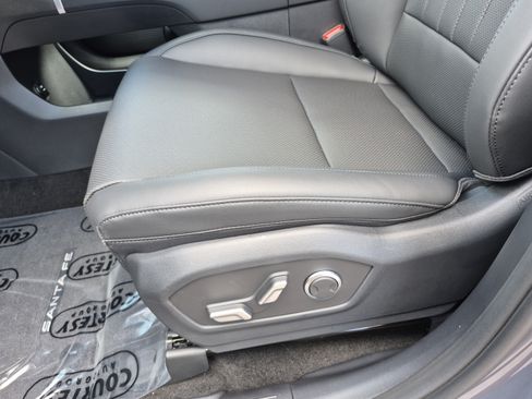New 2026 Hyundai Santa Fe SEL FWD image 23