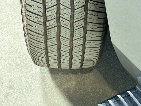 Used 2023 GMC Yukon Denali image 44