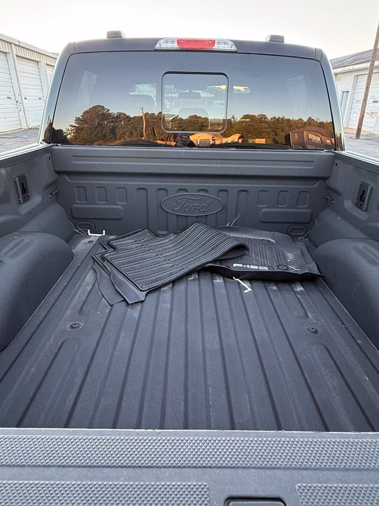 Used 2023 Ford F150 Lariat w/ Equipment Group 502A High AWD/4WD image 7