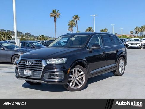Used 2017 Audi Q7 3.0T Prestige image 1