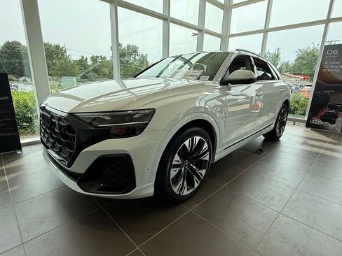 New 2025 Audi Q8 Premium Plus image 3