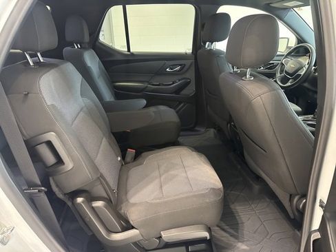 Certified 2023 Chevrolet Traverse LT image 12