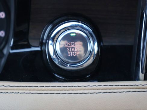 Used 2020 Lincoln Corsair Reserve image 31