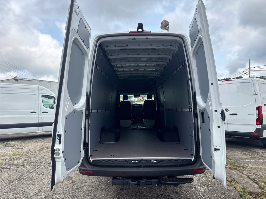 New 2026 Mercedes-Benz Sprinter 3500 image 16