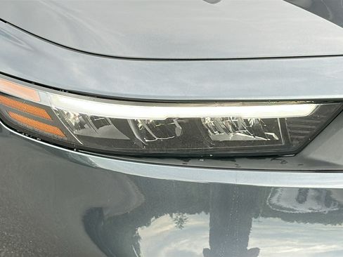 Used 2024 Honda Accord EX image 4