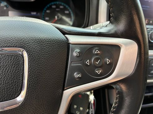 Used 2022 GMC Canyon Elevation w/ Elevation Premium Package AWD/4WD image 38
