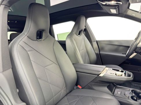 Used 2024 BMW iX xDrive50 w/ Sport Package image 44