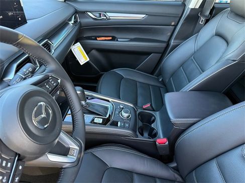 New 2025 MAZDA CX-5 AWD 2.5 S w/ Premium Plus Pkg image 9