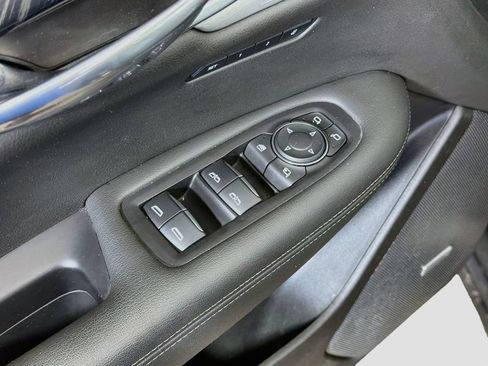 Used 2024 Cadillac XT6 Premium Luxury w/ Technology Package AWD/4WD image 19