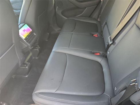 Used 2026 Tesla Model Y AWD image 12
