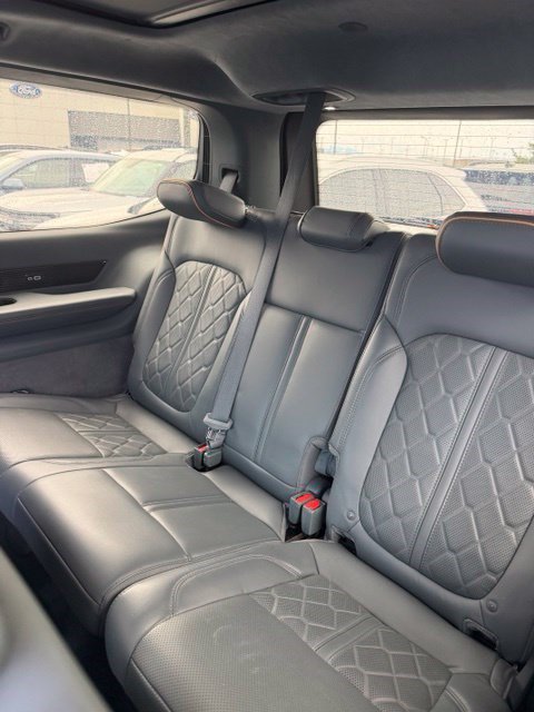 Used 2022 Jeep Grand Wagoneer Series III AWD/4WD image 15